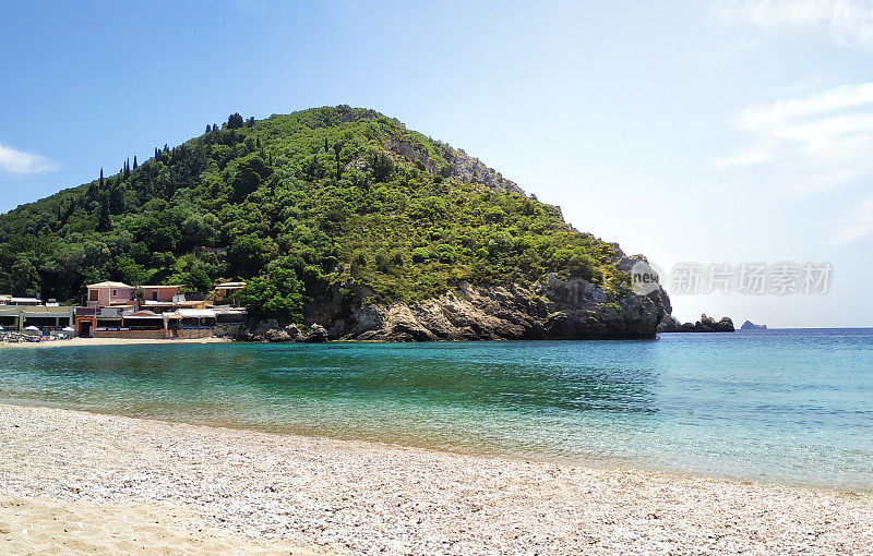 希腊科孚岛的Agios Spiridon海滩。是休闲和旅游的好去处。